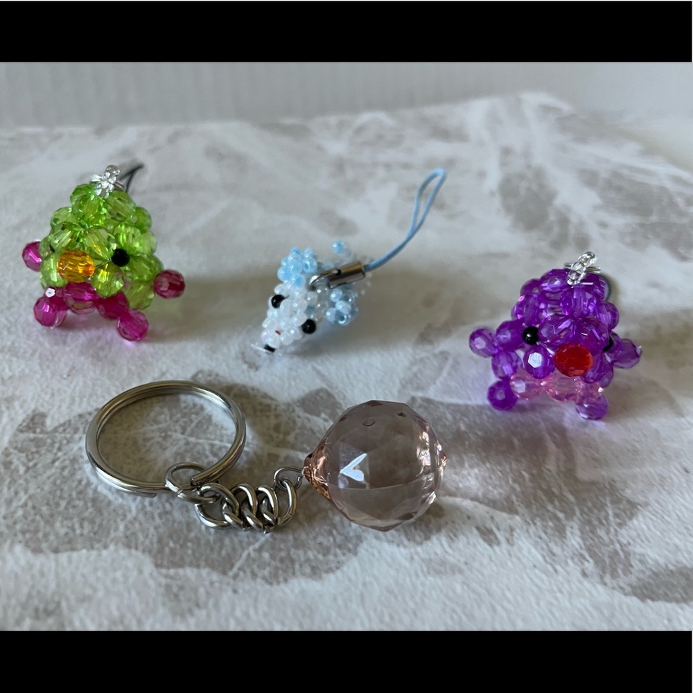 4 pcs/$15 - Variety keychains, some are handmade